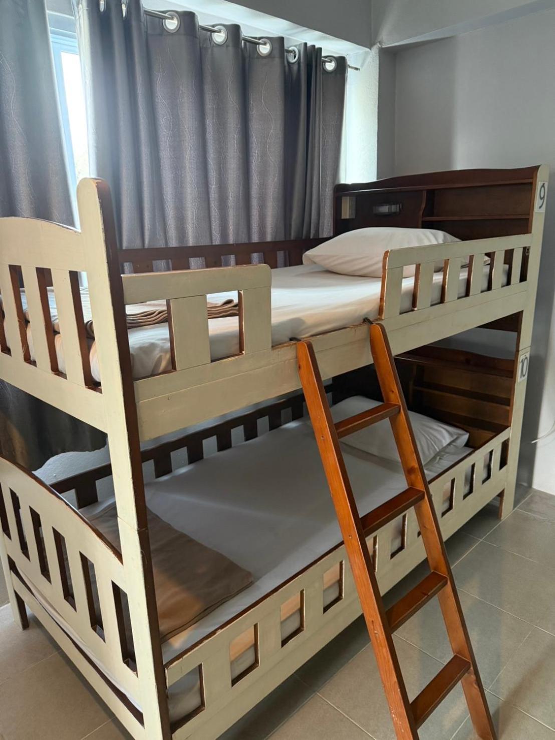 Ler Hostel 65 Chaweng  Bagian luar foto