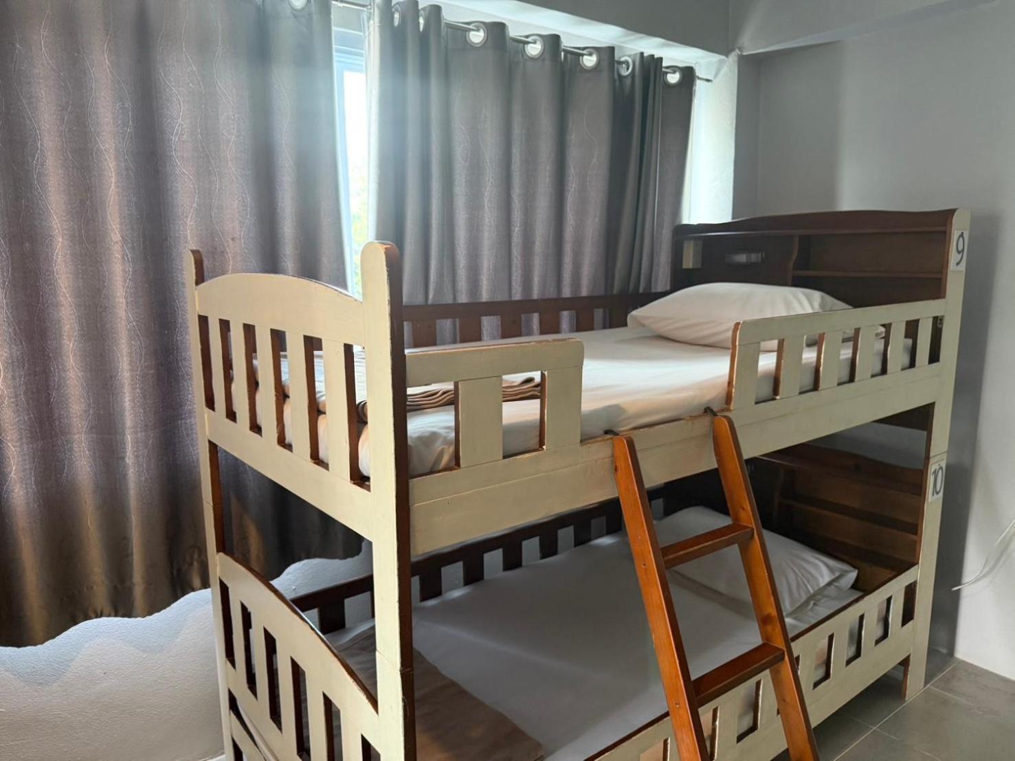 Ler Hostel 65 Chaweng  Bagian luar foto
